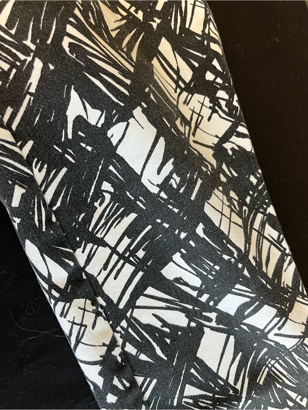 Zara Black and White Scribble Print Straight-Leg Pant - Large - Picture 2 of 7